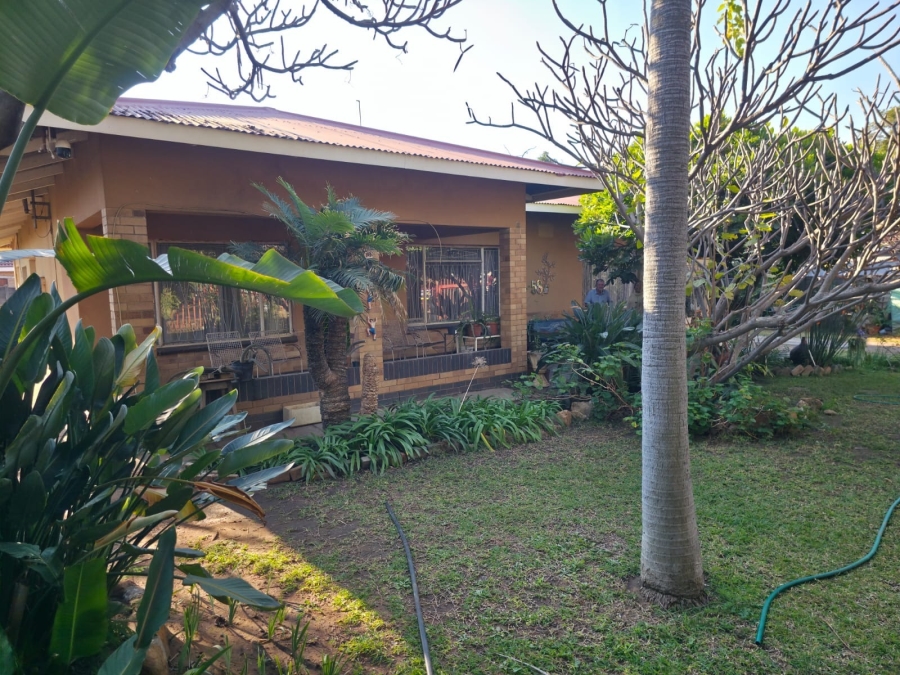 3 Bedroom Property for Sale in Oos Einde North West